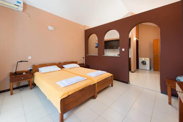 Symi Sunshine Apartment Luaran gambar